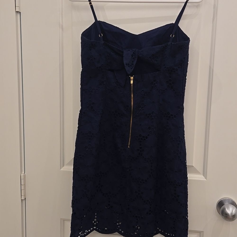 NWOT Lilly Pulitzer Shelli Eyelet Mini Dress - True Navy Pinwheel Eyelet - Picture 2 of 4